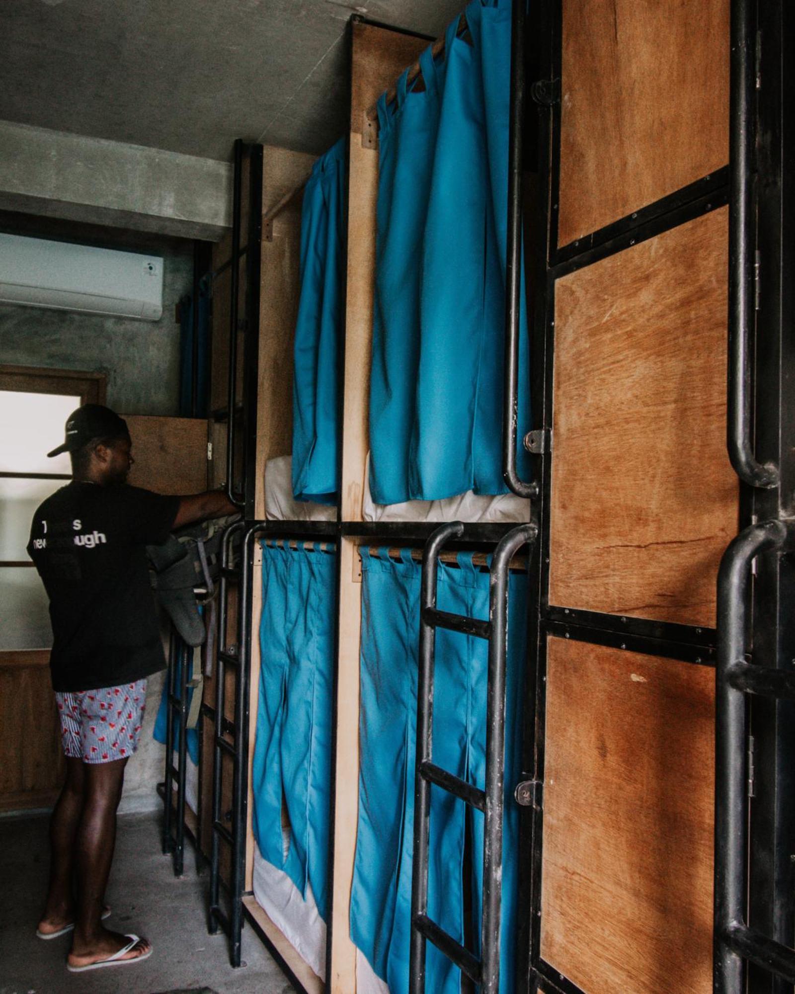 Mangroove Bay Boutique Hostel Banyuwedang Camera foto